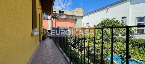 2 bedrooms House in Lallio, Italy No. 297951 11