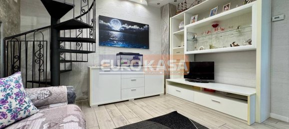 2 bedrooms House in Lallio, Italy No. 297951 2