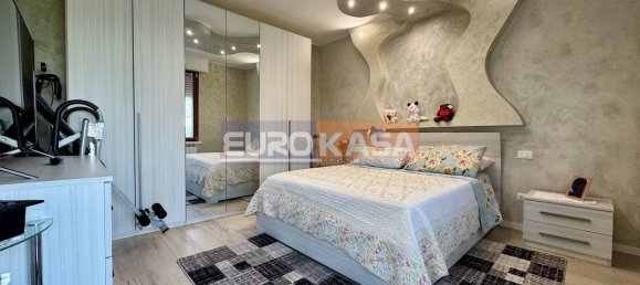 2 bedrooms House in Lallio, Italy No. 297951 9