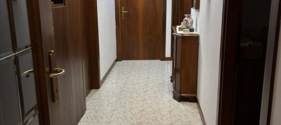 Casa de 11 divisões em Isola Rizza, Italy N.º 270278 16