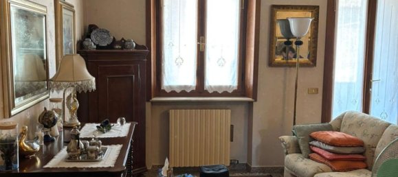 Casa de 11 divisões em Isola Rizza, Italy N.º 270278 12