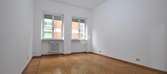 3 Schlafzimmer Wohnung in Turin, Italy, Nr. 327699 20