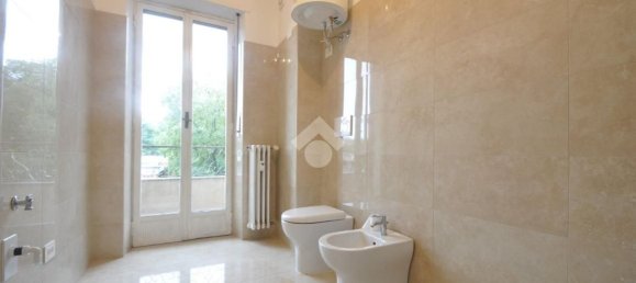 3 Schlafzimmer Wohnung in Turin, Italy, Nr. 327699 31