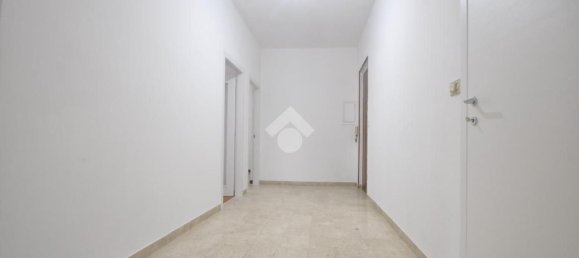 3 Schlafzimmer Wohnung in Turin, Italy, Nr. 327699 8