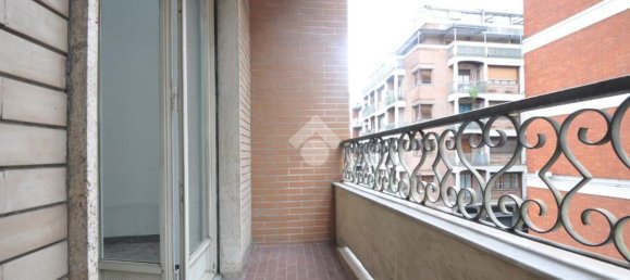 3 Schlafzimmer Wohnung in Turin, Italy, Nr. 327699 34