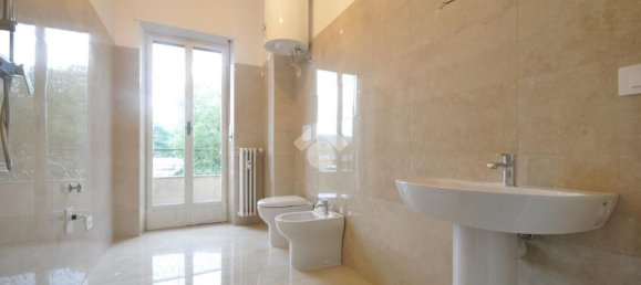 3 Schlafzimmer Wohnung in Turin, Italy, Nr. 327699 29