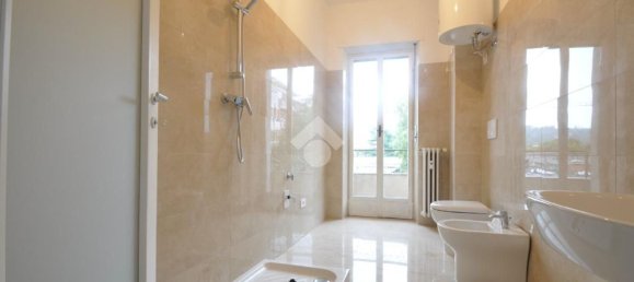 3 Schlafzimmer Wohnung in Turin, Italy, Nr. 327699 27