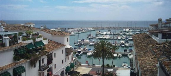 5 bedrooms Penthouse in La Duquesa, Spain No. 190863 3