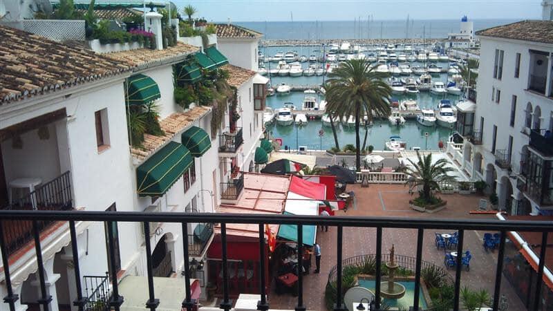 5 bedrooms Penthouse in La Duquesa, Spain No. 190863