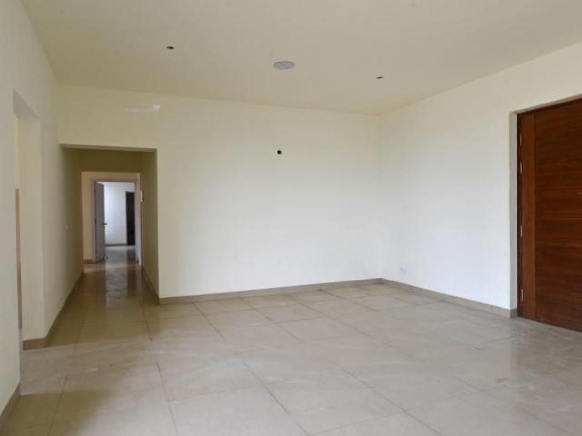 3 bedrooms House in Gurgaon, India No. 13893