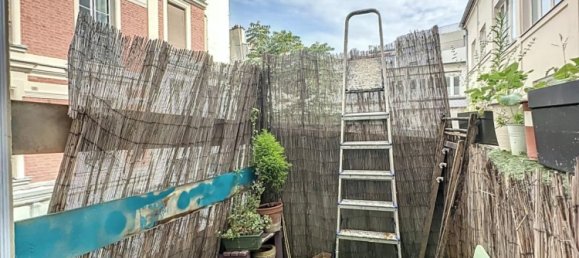 2 bedrooms Apartment in Paris, France No. 144752 10