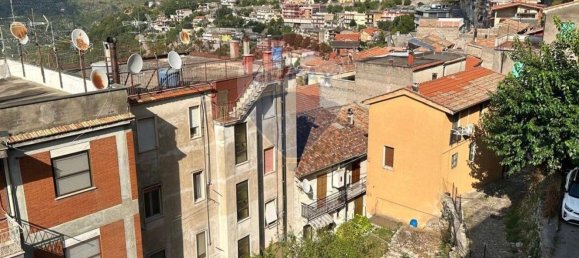 Apartamento de 7 dormitorios en Sonnino, Italy No. 326007 3