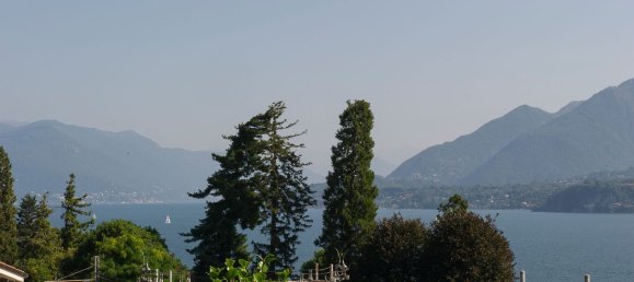 2 rooms Apartment in Belgirate, Italy No. 178486 2