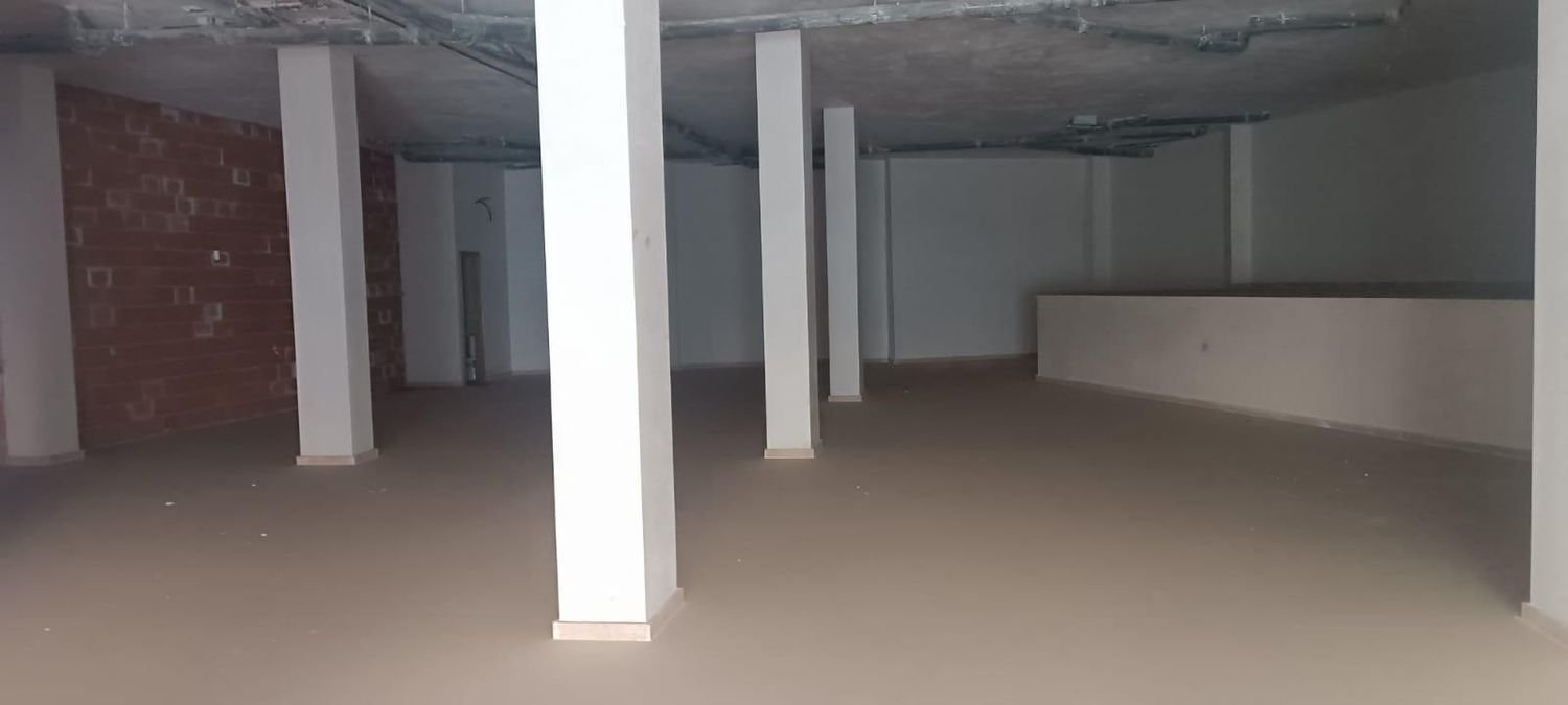 Propiedad comercial en Alicante, Spain 314 m² No. 215317
