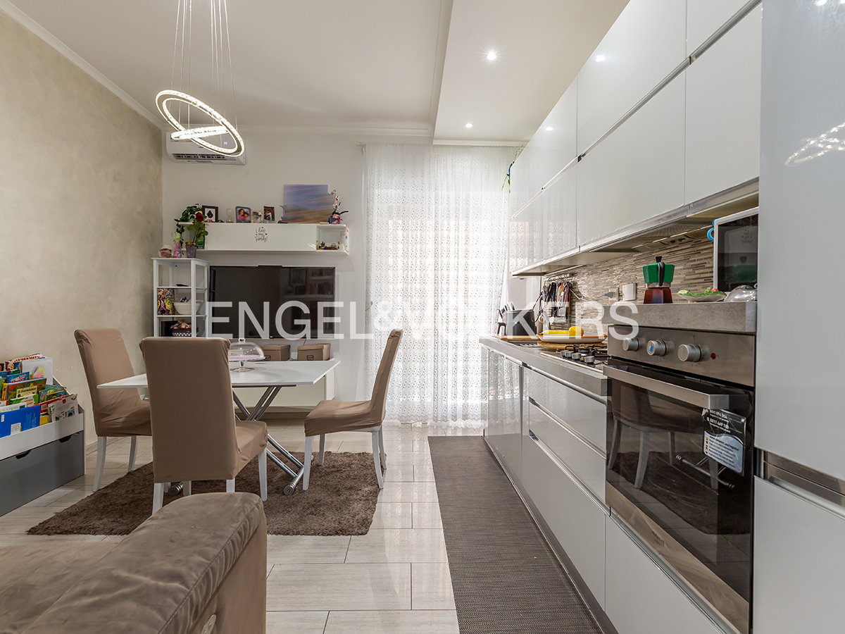 Apartamento de 2 dormitorios en Rome, Italy No. 402605