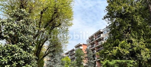 Квартира с 1 спальней в Бергамо, Италия № 47962 3