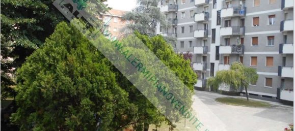 3 bedrooms Apartment in Milan, Italy No. 373129 24