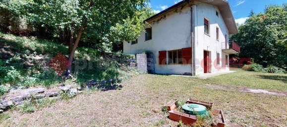 7 rooms House in Barga, Italy No. 122868 34