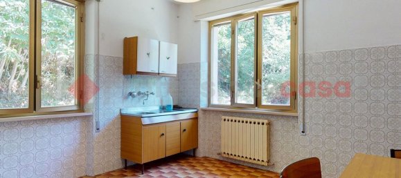 7 rooms House in Barga, Italy No. 122868 8