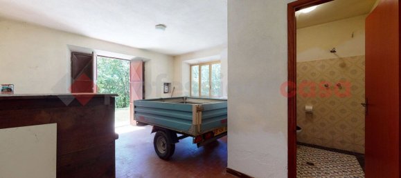 7 rooms House in Barga, Italy No. 122868 31