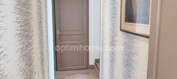 3 chambres Appartement à Saint-Quentin, France No. 215337 9