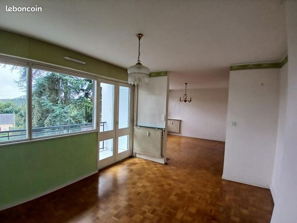 2 bedrooms Apartment in Laval, France No. 304412