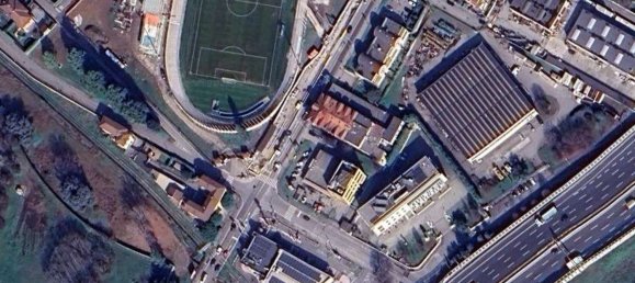 6 غرف نوم شقة في Dalmine, Italy رقم 380799 23