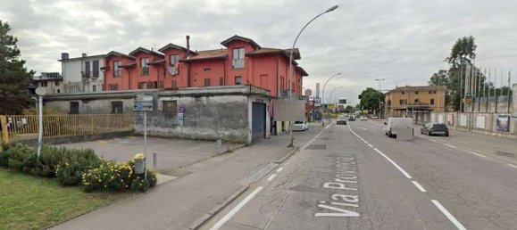 6 غرف نوم شقة في Dalmine, Italy رقم 380799 6