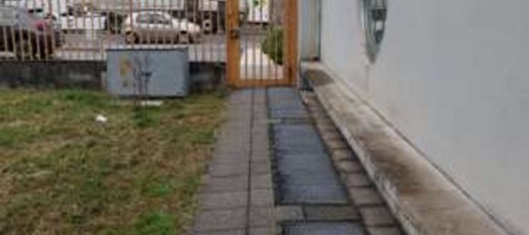 6 غرف نوم شقة في Dalmine, Italy رقم 380799 3