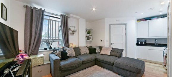 1 bedroom Apartment in Epsom, United Kingdom No. 9755 11