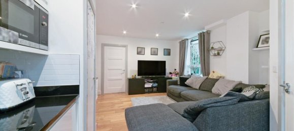 1 bedroom Apartment in Epsom, United Kingdom No. 9755 4
