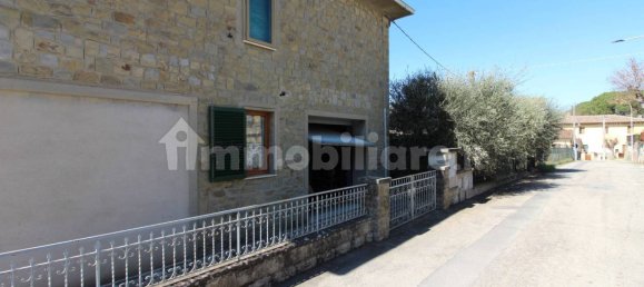 Квартира с 2 спальнями в Кастильон Фьорентино, Италия № 47991 17