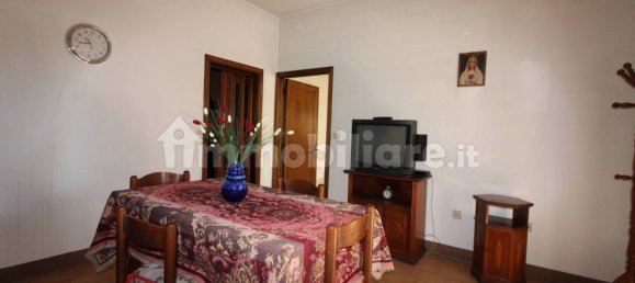 Квартира с 2 спальнями в Кастильон Фьорентино, Италия № 47991 10