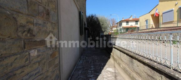 Квартира с 2 спальнями в Кастильон Фьорентино, Италия № 47991 23