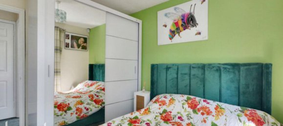 1 bedroom Commercial property in Purfleet-on-Thames, United Kingdom No. 4998 8