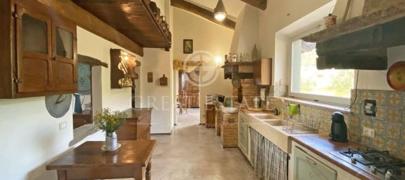 4 Schlafzimmer Haus in Cortona, Italy, Nr. 178519 16