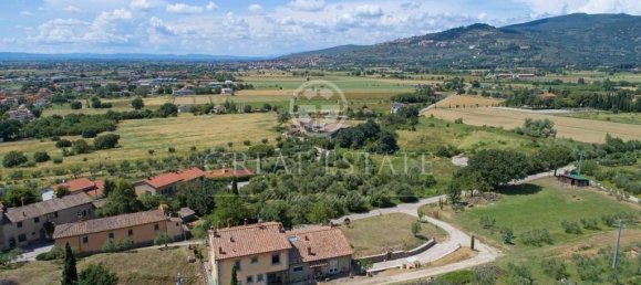 4 Schlafzimmer Haus in Cortona, Italy, Nr. 178519 4