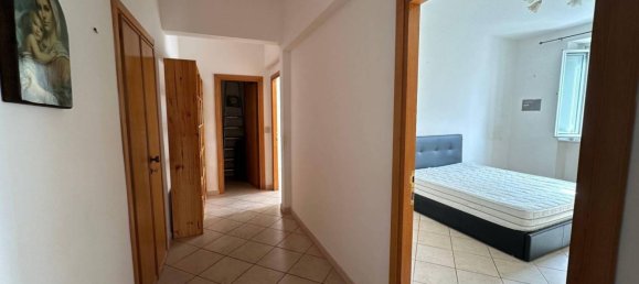 Apartamento T2 em Livorno, Italy N.º 107641 4