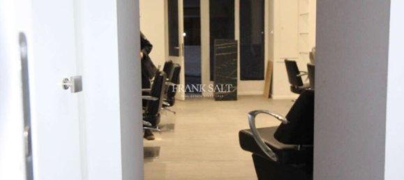  محل تجاري في Sliema, Malta 35متر مربع رقم 13419 2