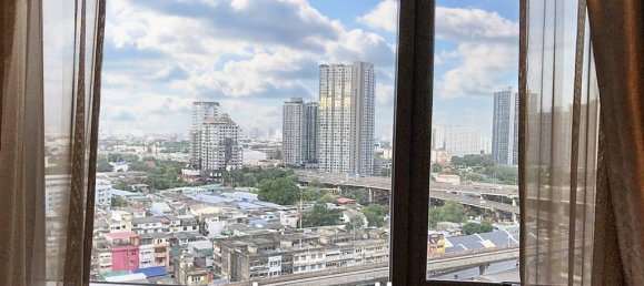 2 Schlafzimmer Eigentumswohnung in Phra Khanong, Thailand, Nr. 13638 8