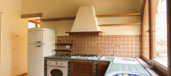 8 rooms House in Monteriggioni, Italy No. 166077 5