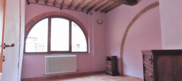 8 rooms House in Monteriggioni, Italy No. 166077 7