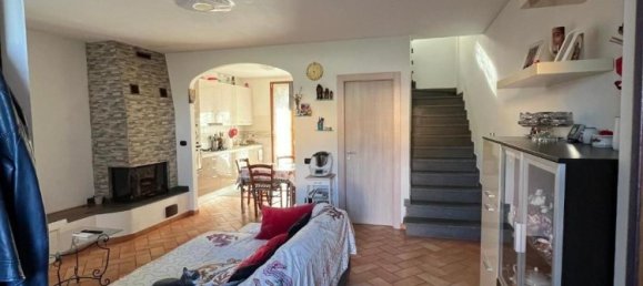 5 bedrooms House in Calcinaia, Italy No. 331671 6