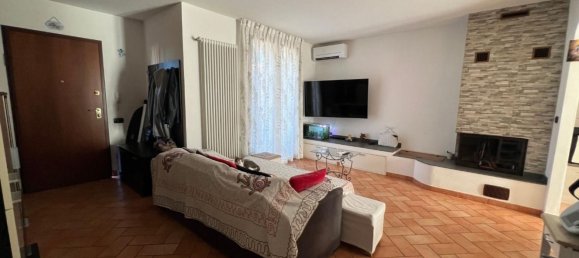 5 bedrooms House in Calcinaia, Italy No. 331671 8