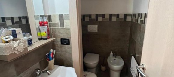 5 bedrooms House in Calcinaia, Italy No. 331671 17