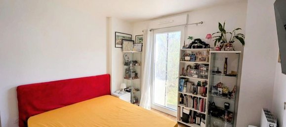 Apartamento de 1 dormitorio en La Queue-en-Brie, France No. 332363 4