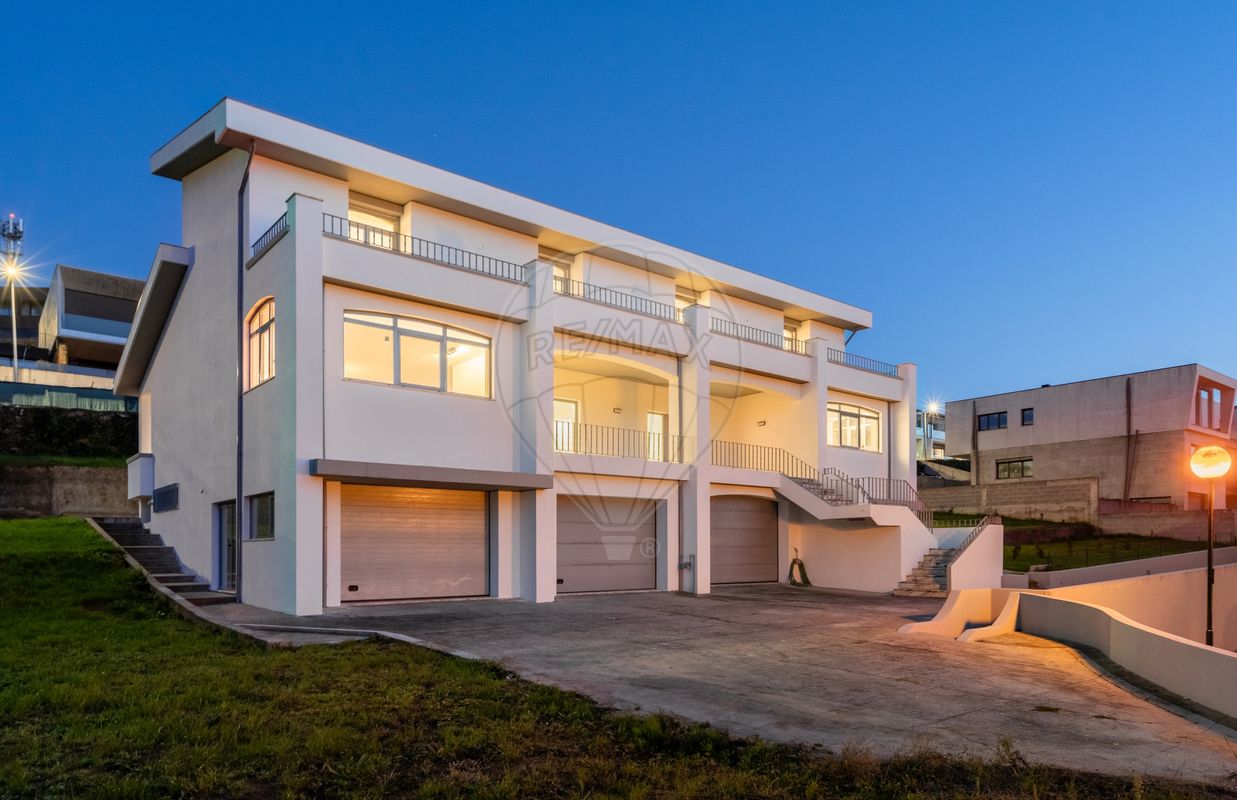 5 bedrooms House in Braga, Portugal No. 180691