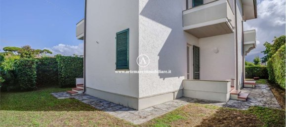 3 bedrooms Villa in Pietrasanta, Italy No. 304137 18