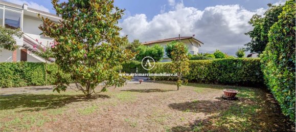 3 bedrooms Villa in Pietrasanta, Italy No. 304137 13