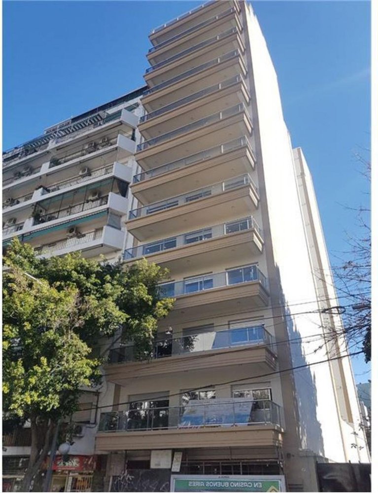 3 bedrooms Apartment in Buenos Aires, Argentina No. 66908